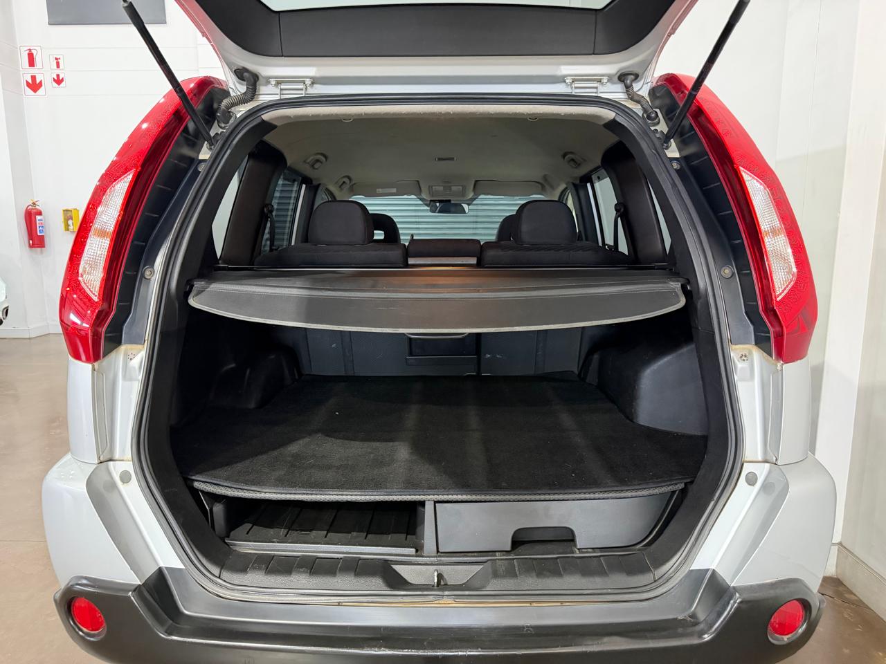 2014 NISSAN X-TRAIL 2.5 4×4 SE
