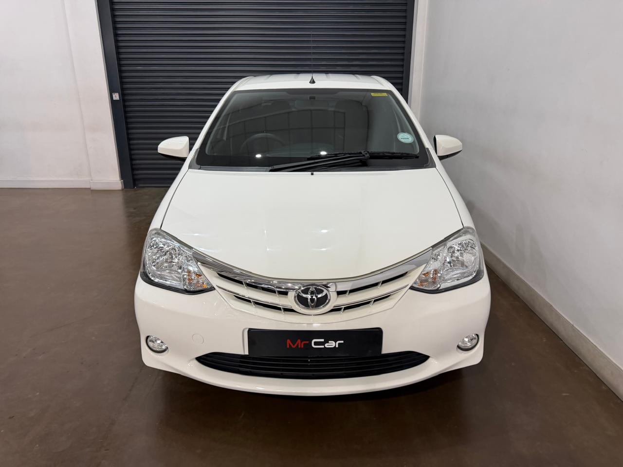 2015 TOYOTA ETIOS 1.5 Xi