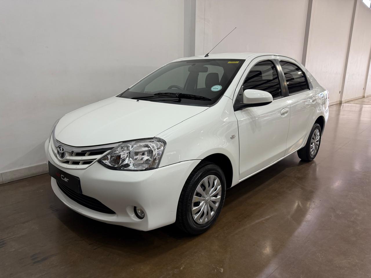 2015 TOYOTA ETIOS 1.5 Xi
