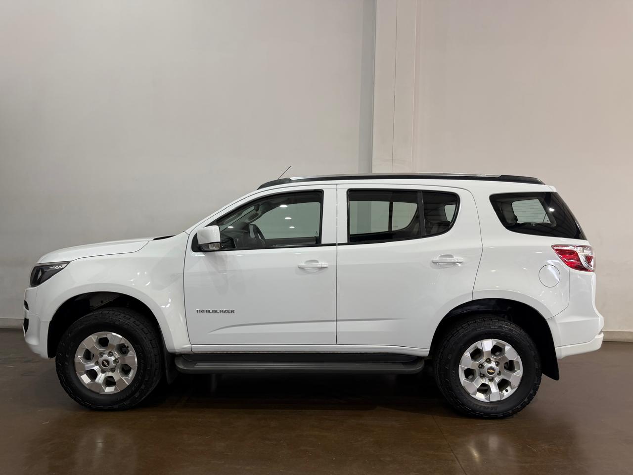 2017 CHEVROLET TRAILBLAZER 2.5 LT AUTO