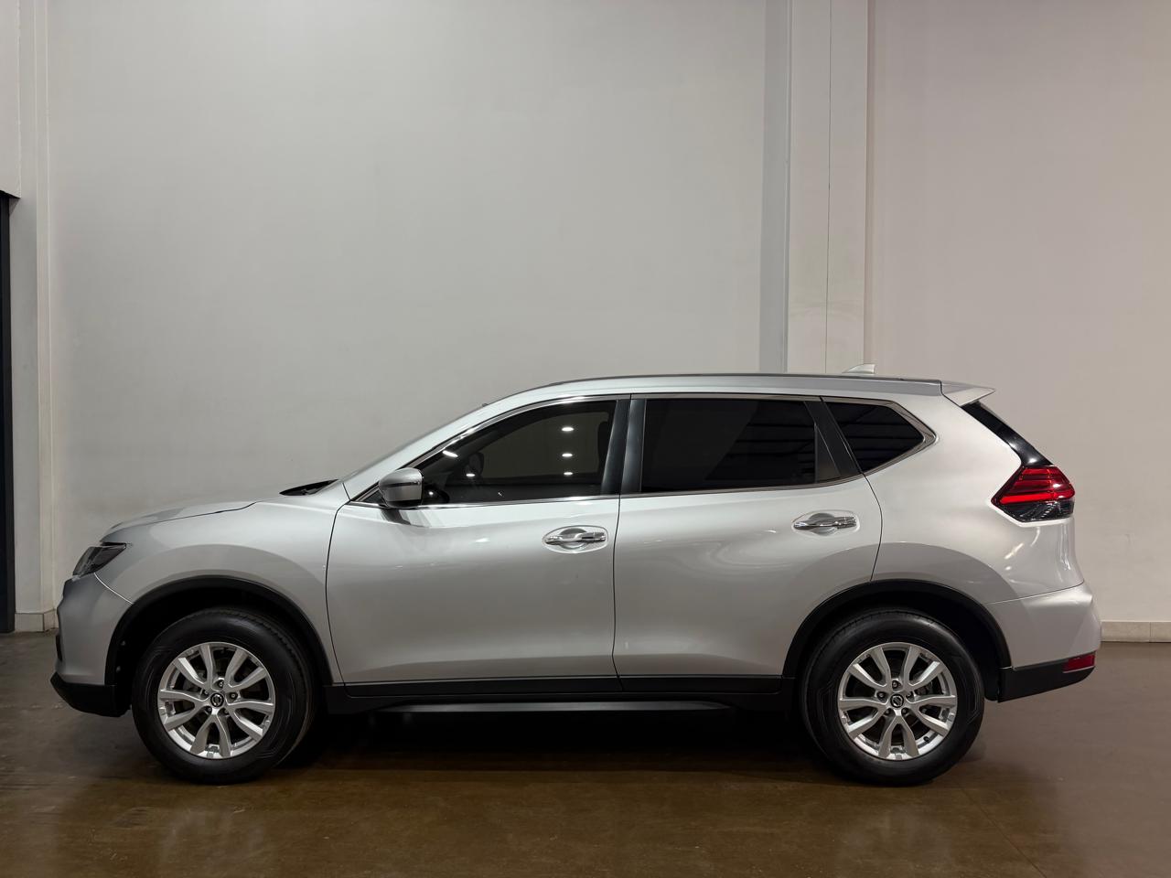 2020 NISSAN X-TRAIL 2.0 VISIA