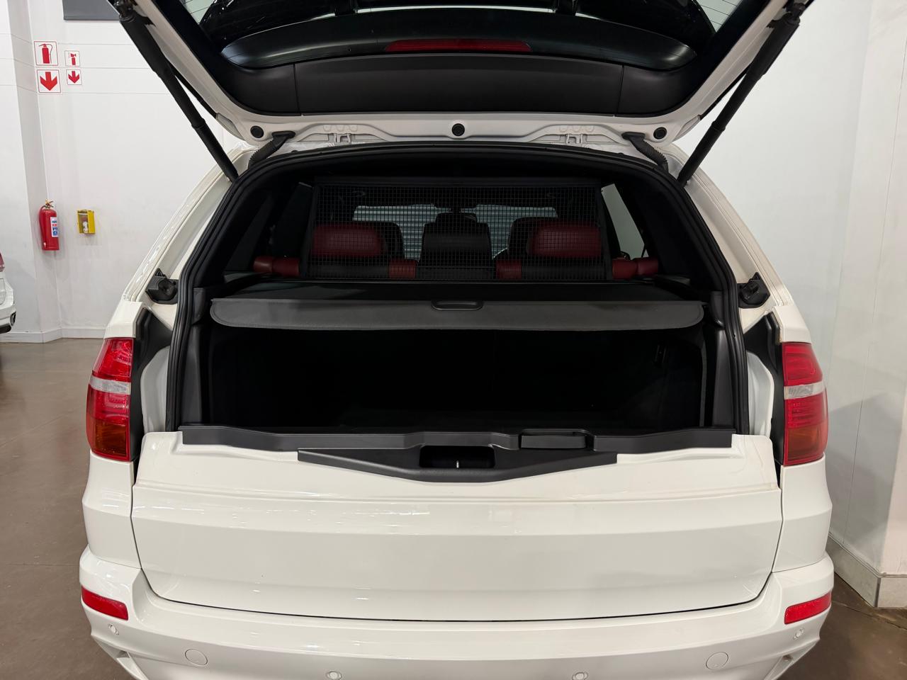 2011 BMW X5 M