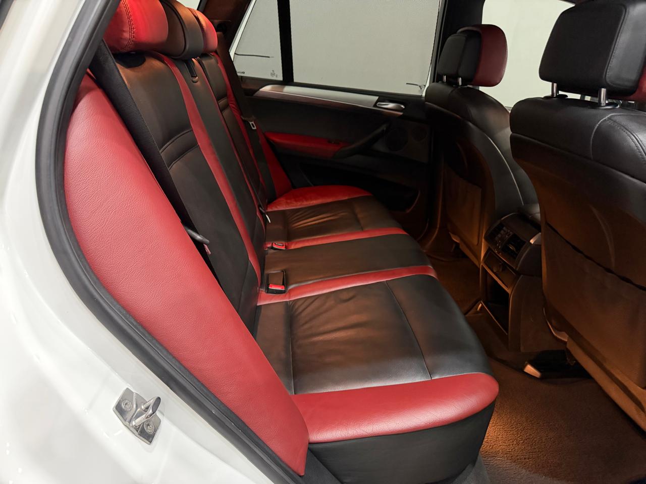 2011 BMW X5 M